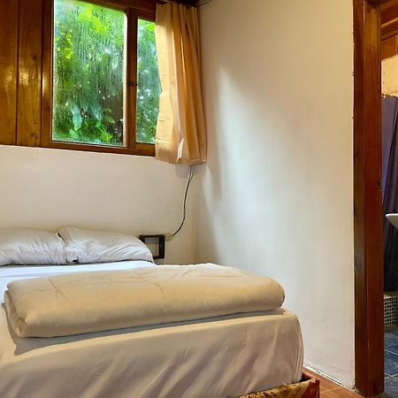 Inti Mindo Hostel Экстерьер фото