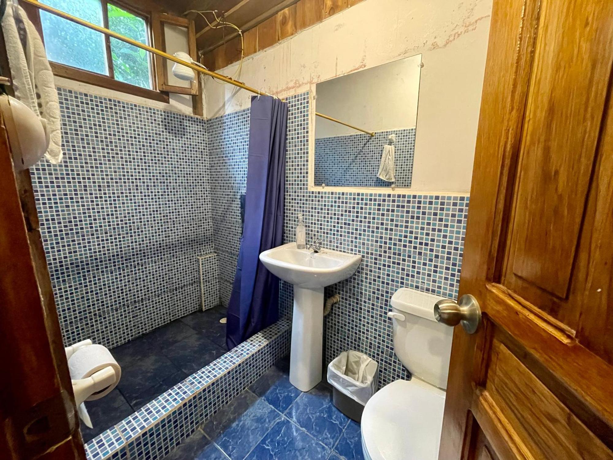 Inti Mindo Hostel Экстерьер фото